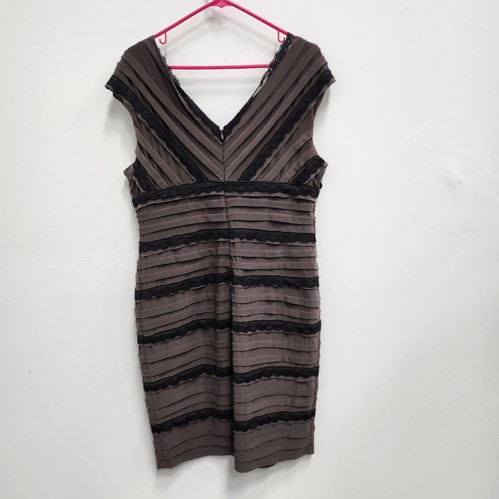 Adrianna Papell Womens Cocktail Dress Size 14 Brown Flat Ruffle Lace Surplice - Picture 2 of 10